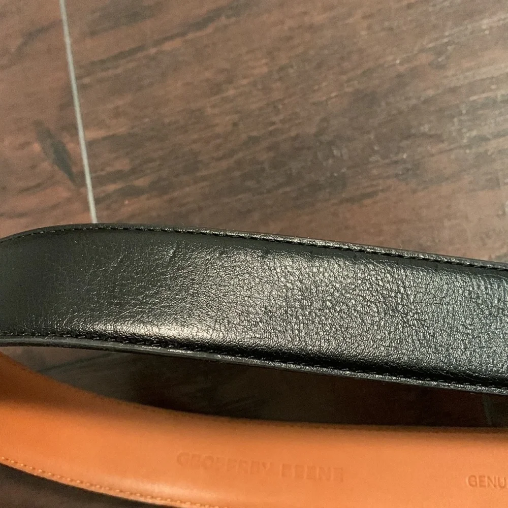 Genuine Leather G.Beene Belt-Casual Dress with Single Prong Buckle, Sz. 42/105.